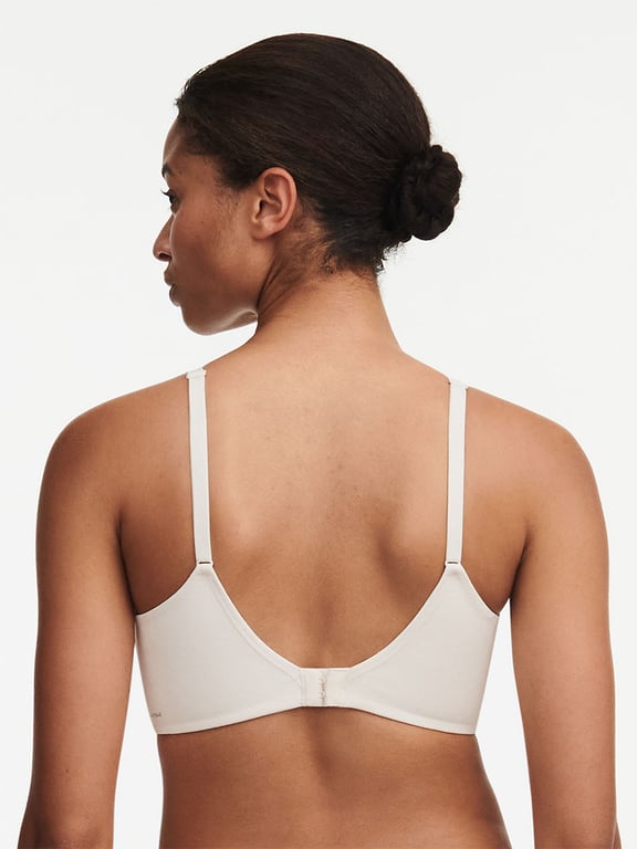 Comfort Chic Back Smoothing Full Support Wireless Bra Nude Rose