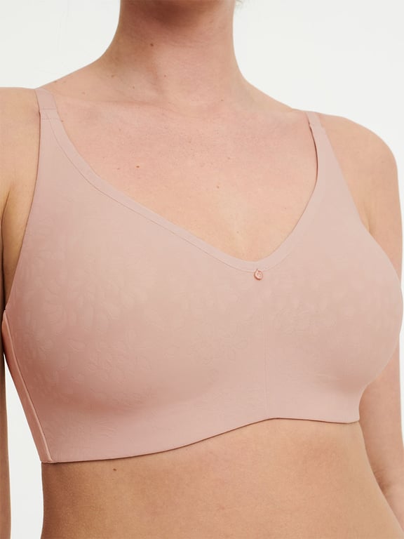 Comfort Chic Back Smoothing Full Support Wireless Bra Nude Rose - 3