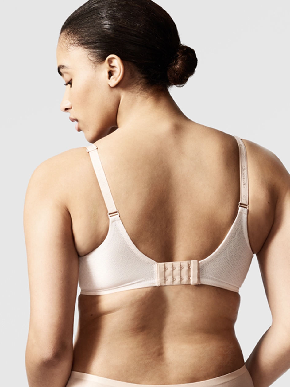 C Idéal Back Smoothing Bra Nude Blush