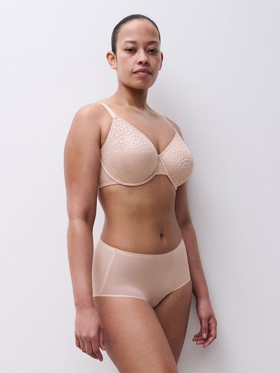 Magique Seamless Unlined Minimizer Nude Rose - 4