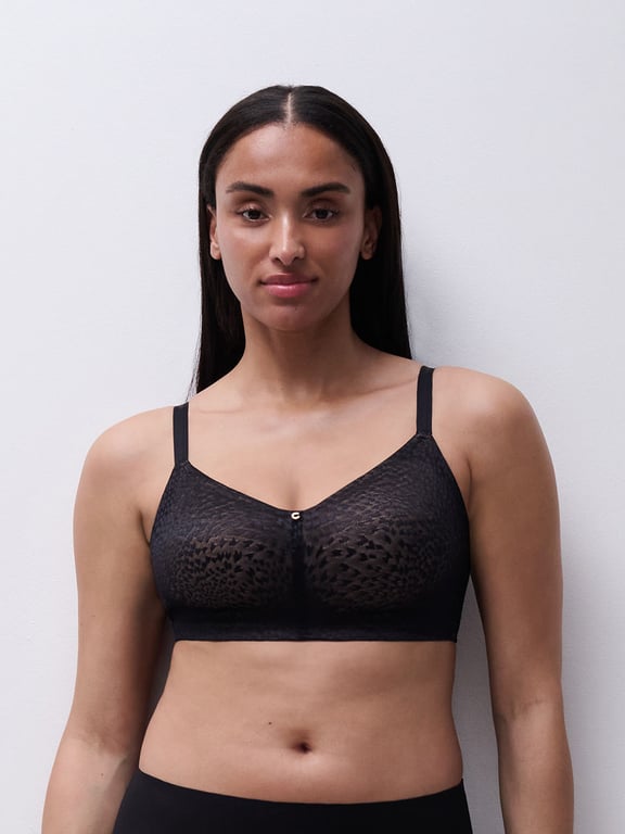 Chantelle | Magique - Magique Back Smoothing Wireless Support Bra Black - 2