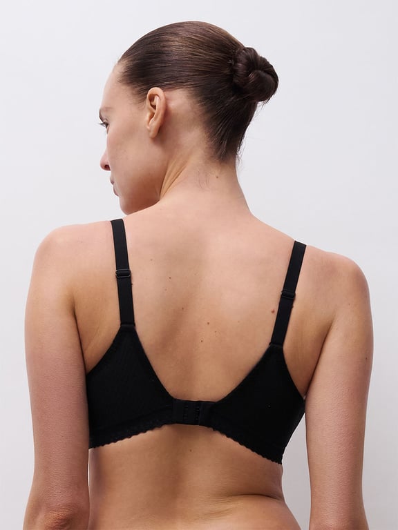 Romance Low Coverage T-Shirt Bra Black - 2