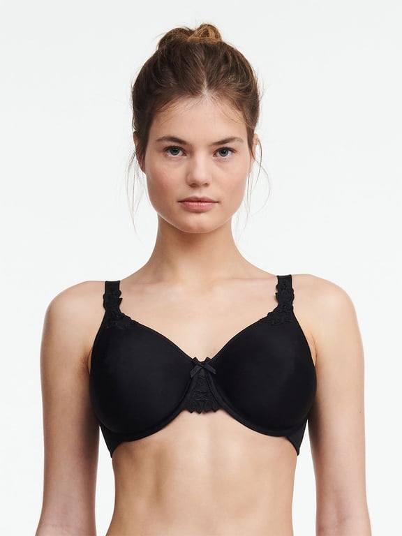 Chantelle C-MAGNIFIQUE FULL BUST WIREFREE BRA in black 38D Size undefined -  $34 - From Emma