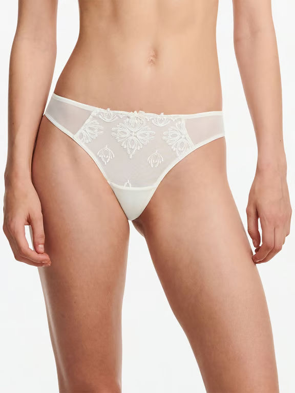 Chantelle | Champs Elysées - Champs Elysées Lace Thong Ivory - 1