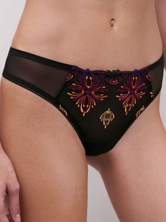 Champs Elysees Lace Thong Black Jewels - 3