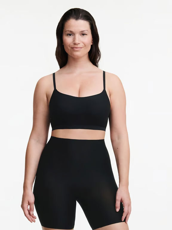 SoftStretch High Waist Mid-Thigh Short Black - 3