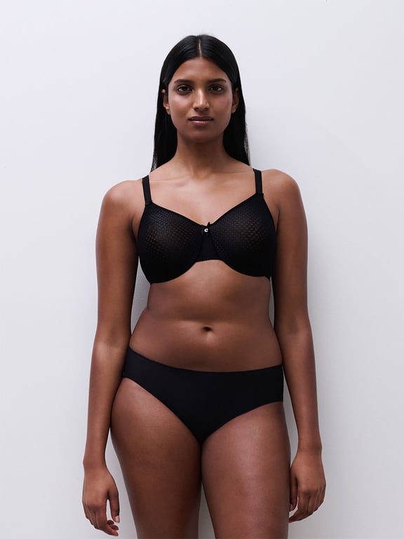 C Magnifique Nouveau Seamless Unlined Minimizer Bra Black - 7