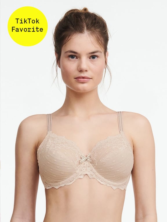 Chantelle Bra C Magnifique Seamless Unlined Minimizer in Ivory Sz 44DDD NWT  - $50 New With Tags - From Liz