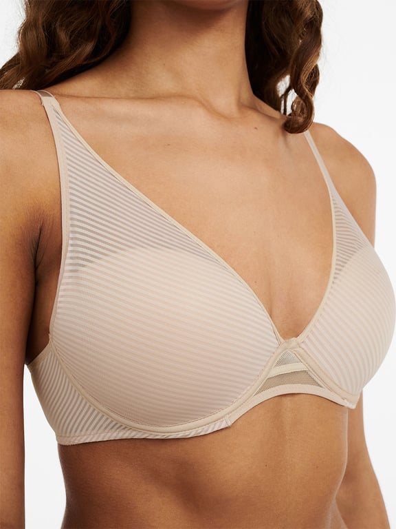 Chantelle Irrésistible Multi-Way Push-Up Bra in Nude Cappuccino