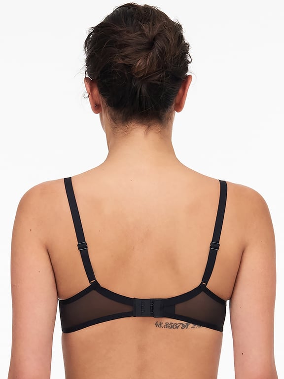 Lovable Sexy & Seamless Contour Bra In Black