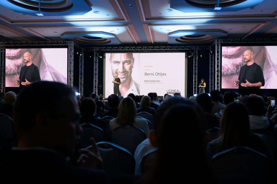 Ο Berni Ottjes, Global Color Ambassador της L’Oréal Professionnel, παρουσιάζει τεχνικές χρώματος