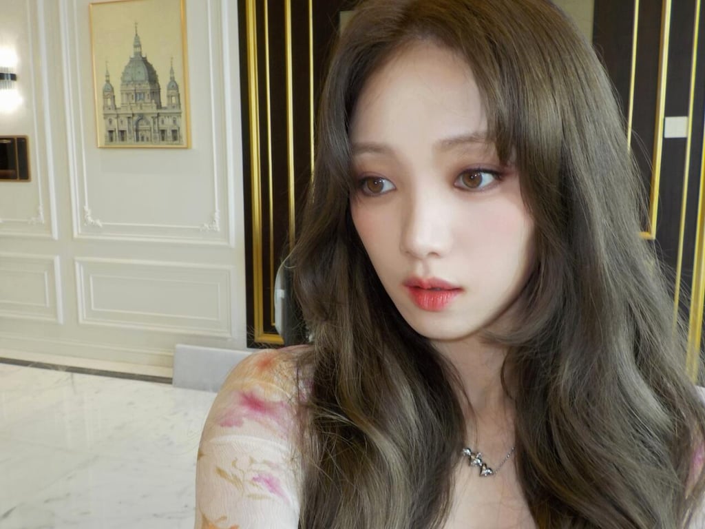 0701 이성경 인스타 5