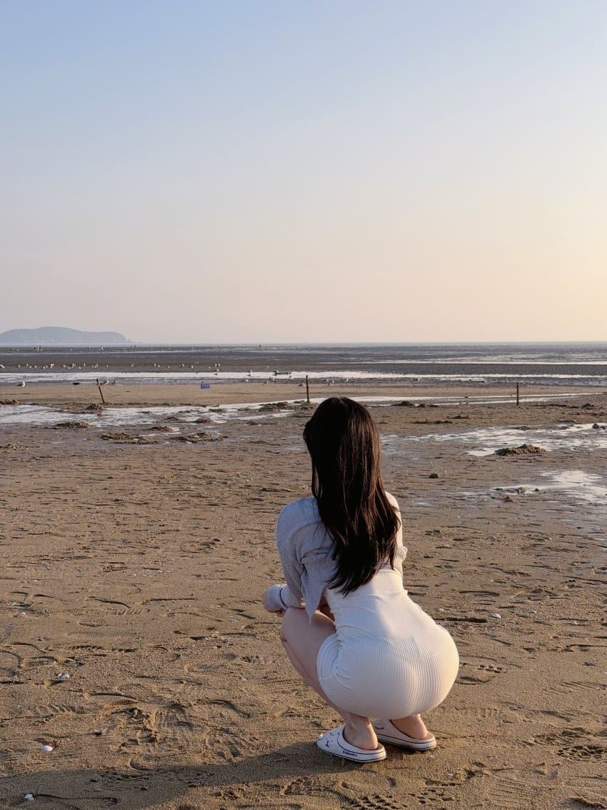 노을 구경 하는 누나 1