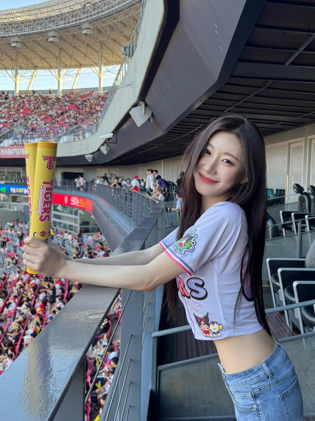 기아타이거즈 유니폼 있지 채령 1