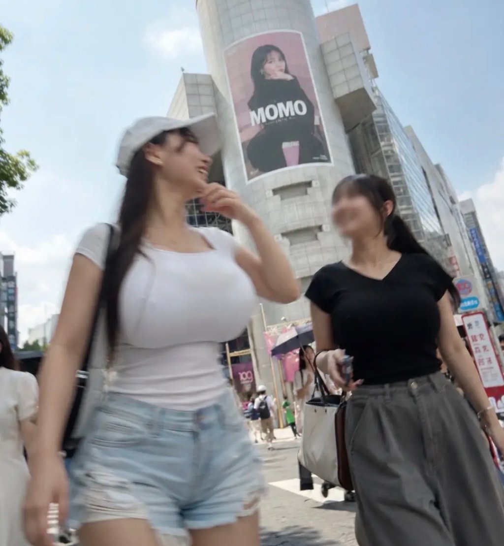 큰친구 옆에 작은친구 1