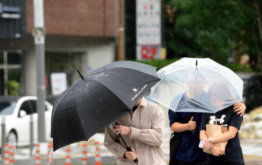 출근길 우산 챙기세요… 대전·세종·충남 장맛비 최대 60㎜ 1
