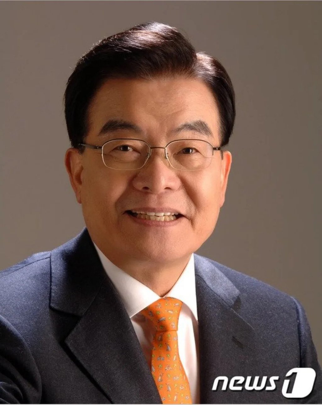 제주도에서 일어난 도지사 후보를 겨냥한 의문의 편지 미제 사건 6