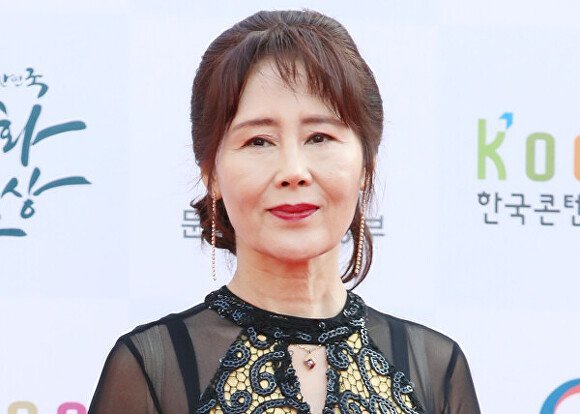 '짱구 엄마' 목소리의 주인공 성우 강희선 별세…향년 66세
