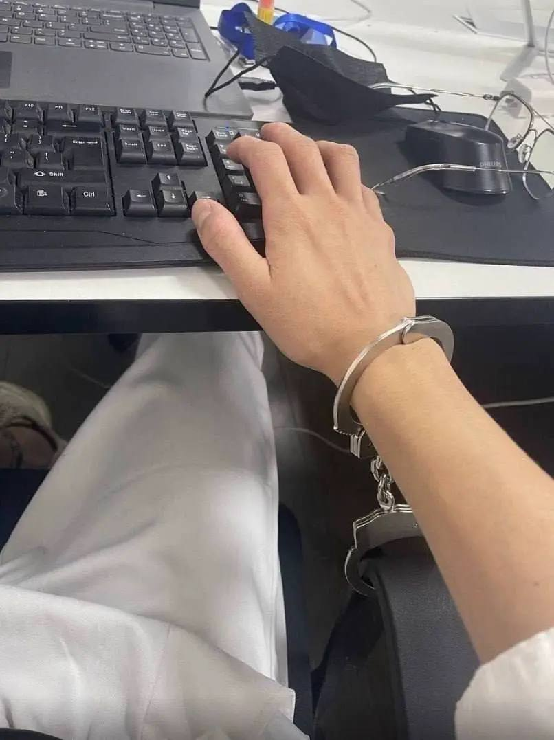 하,,, 오늘도 감금,,,,