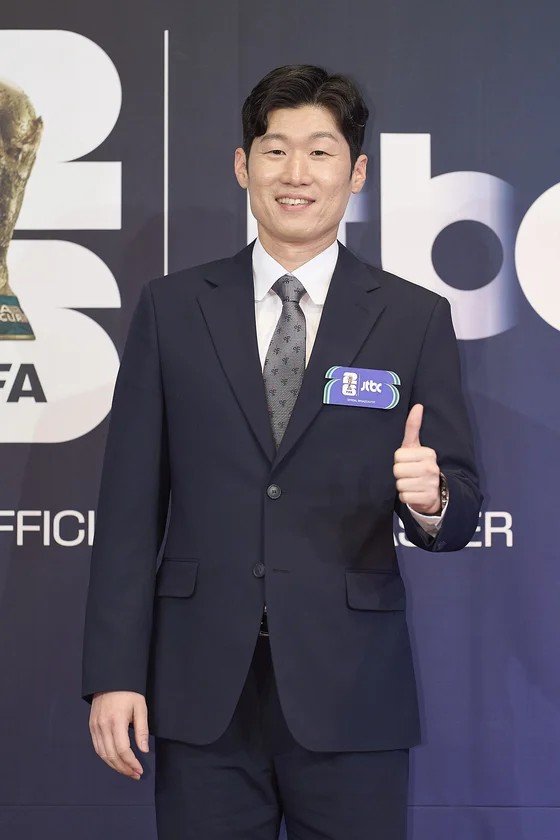 단독] 박지성, '유퀴즈' 5년만 재출격..유재석과 재회
