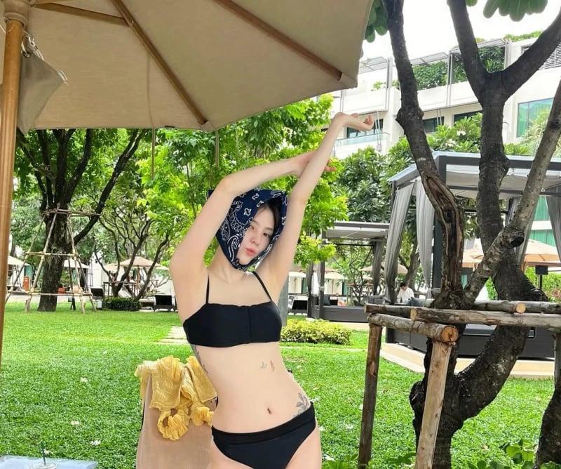 한소희 간만에 보노 ㅋㅋ 6
