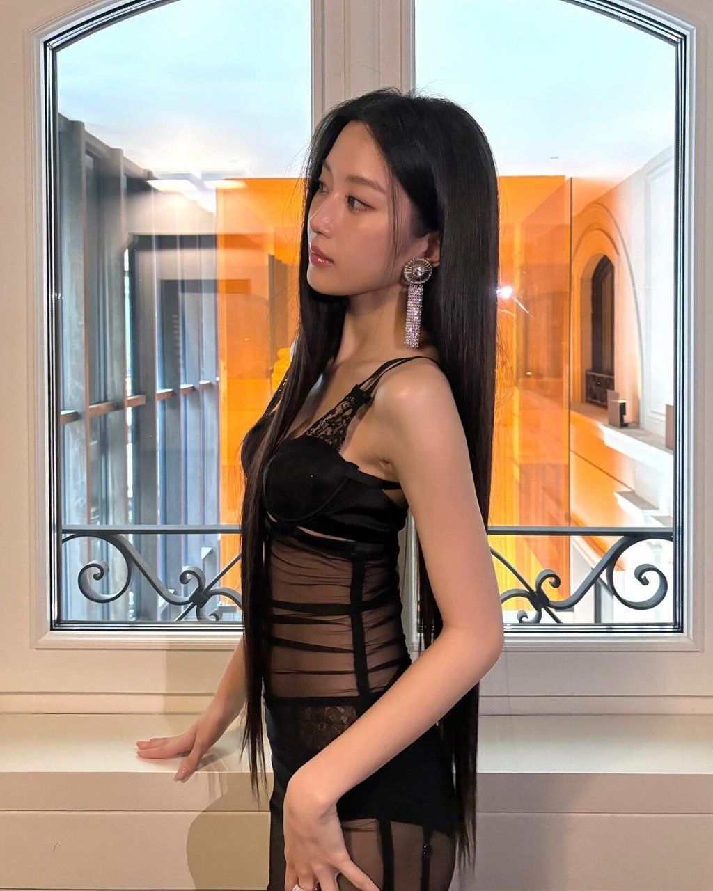 문가영 드레스 ㄷㄷㄷㄷ 3