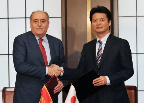 100년 넘게 일본과 싸운 나라 12
