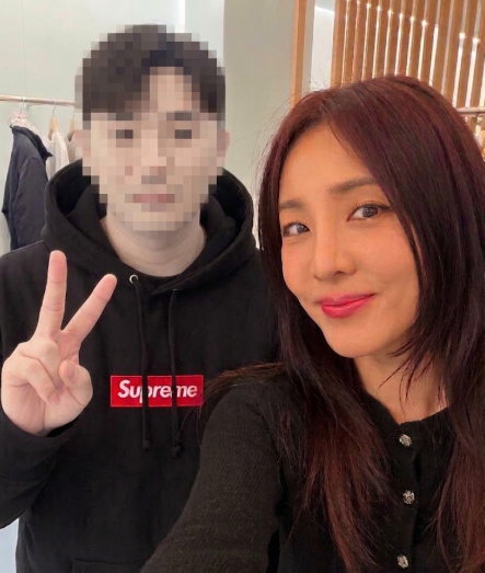 아 맞다 자랑하나 한다
