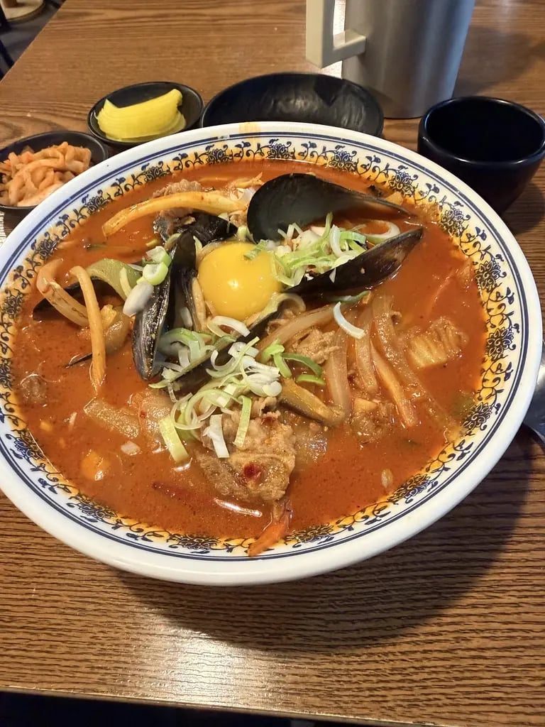 집 가는 길에 짬뽕 한그릇 합니다