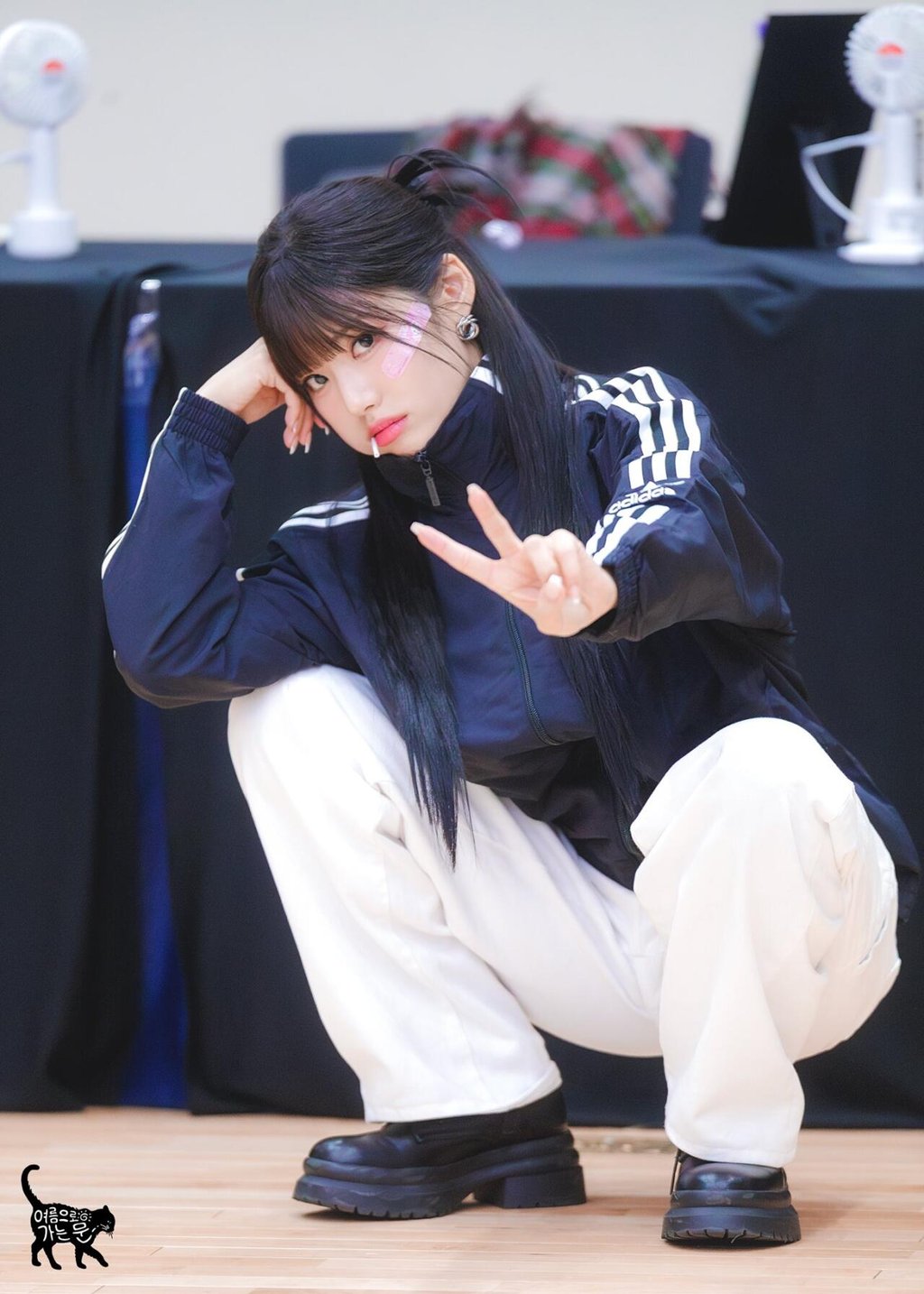 얼레형 파티도지 아니니까 어색하네