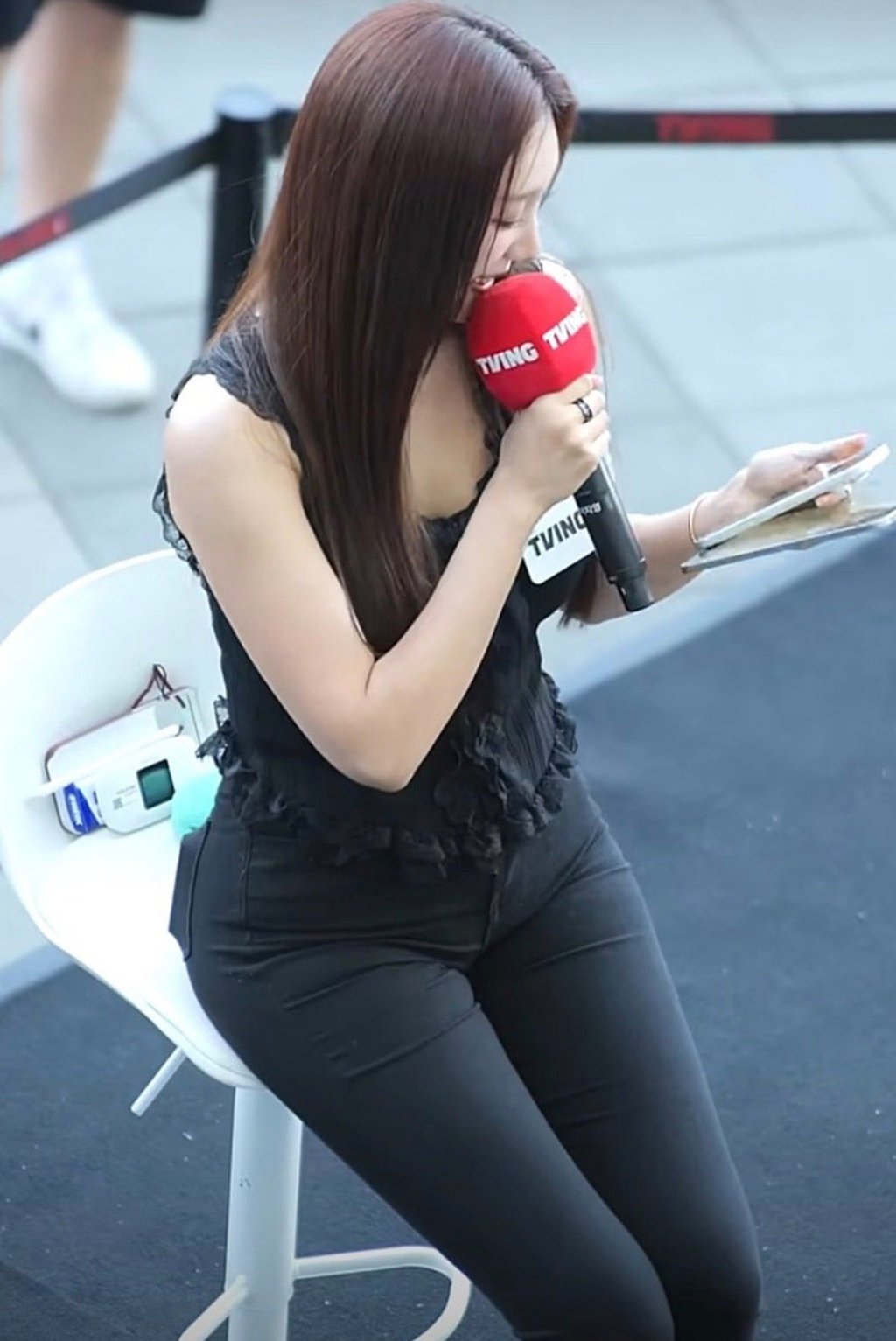 아나운서의 거대 된장통 2