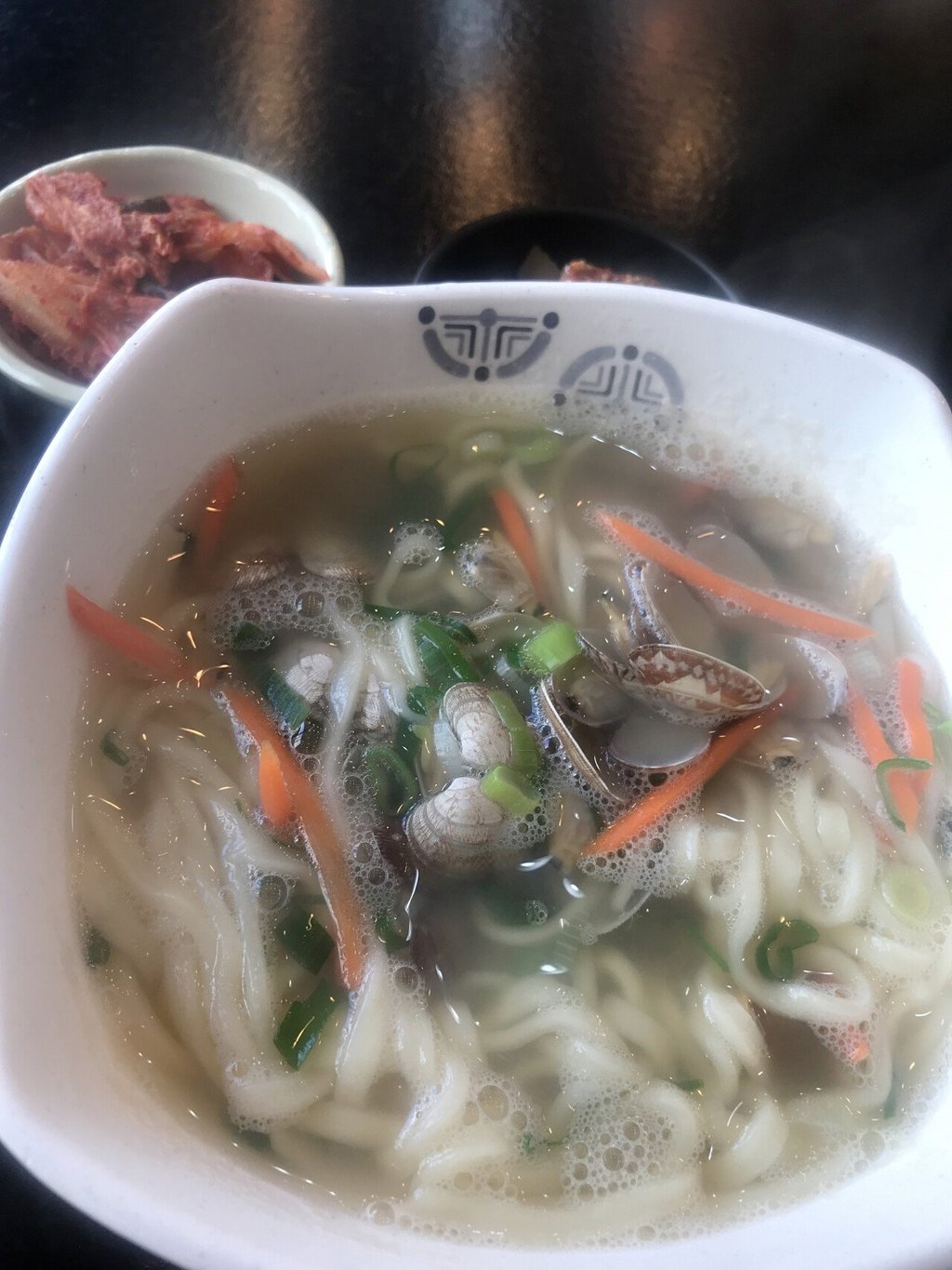 뜨끈한 칼국시 먹으러 왔습니다