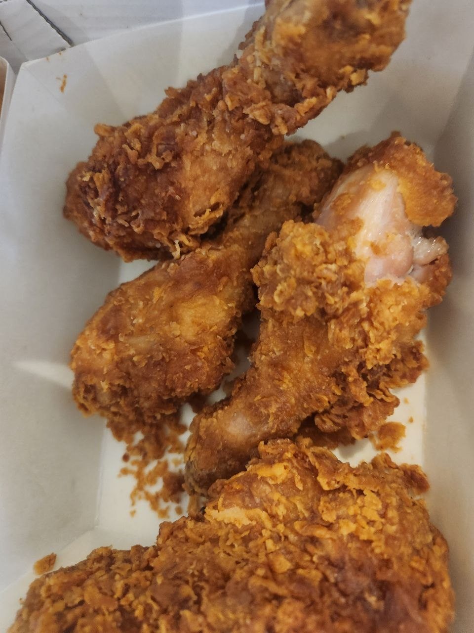 어제먹다남은 치킨