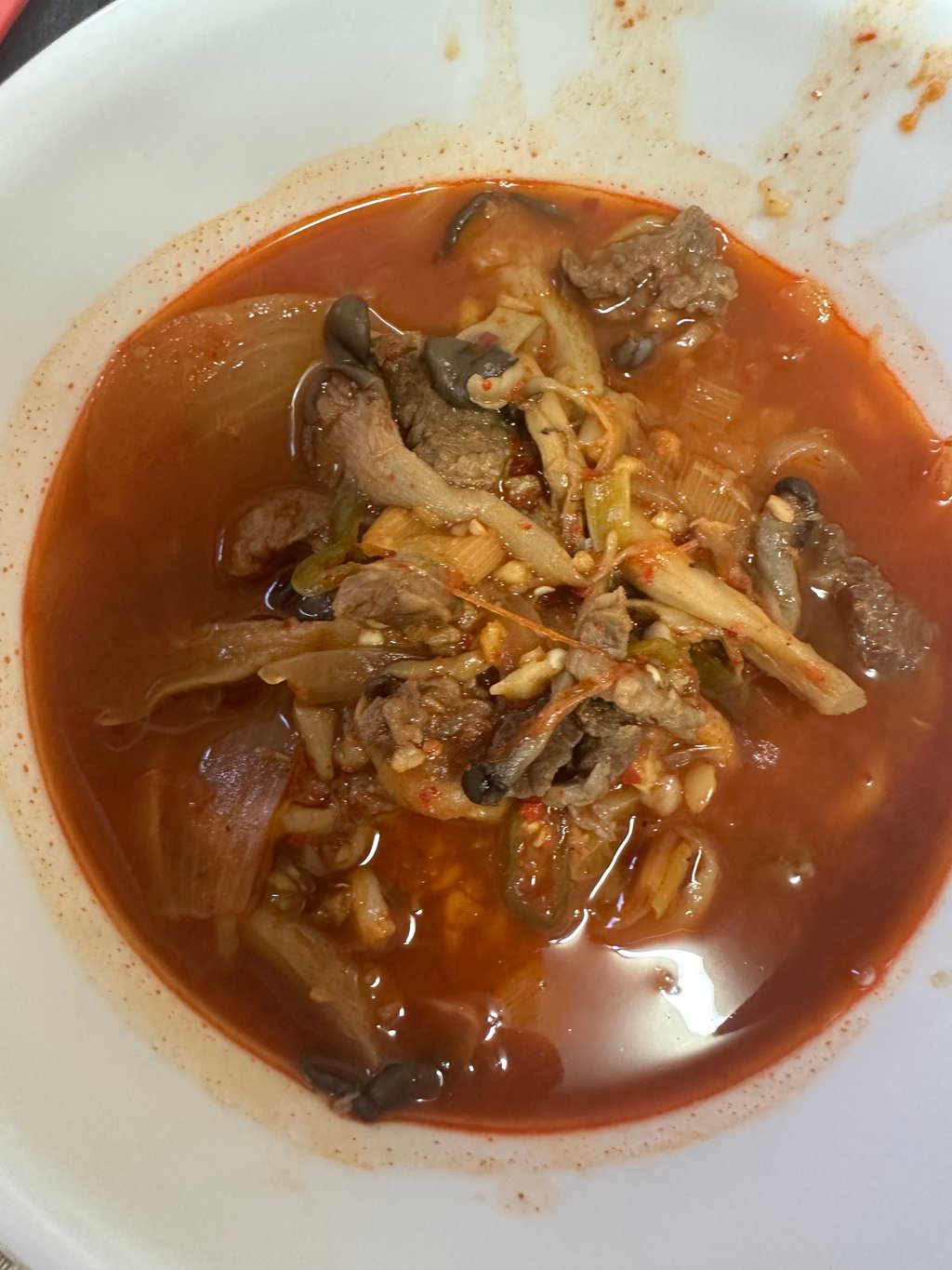 버섯찌개 어떤데