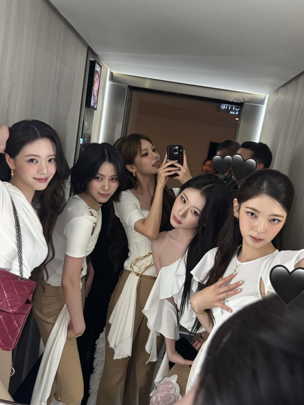 ITZY 예지 인스타 4