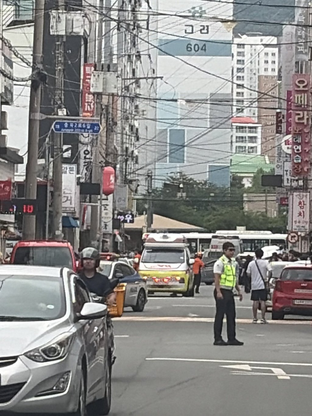 약혐)거제서 80대 칼부림…2명 중상 ㄷㄷ 6
