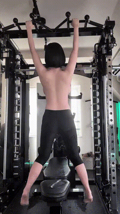 ㅇㅎ) 중량 업하고 풀업 하는여자