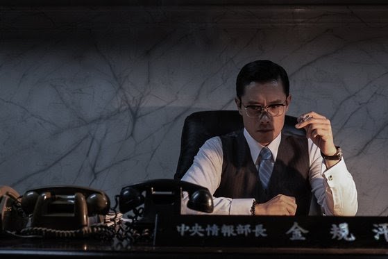 사람은 더 강한 존재에게 이끌리게 되어 있다 4