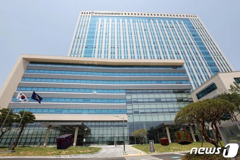 현직 공무원, 마약 드라퍼 혐의로 징역 2년 선고