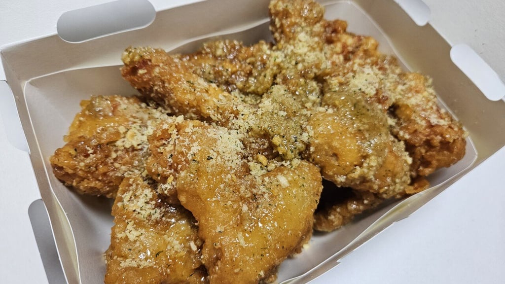 야식은 닭이죠?