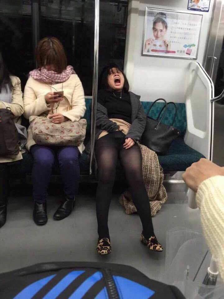 ㅇㅎ) 이사진의 제목을 지어주세요