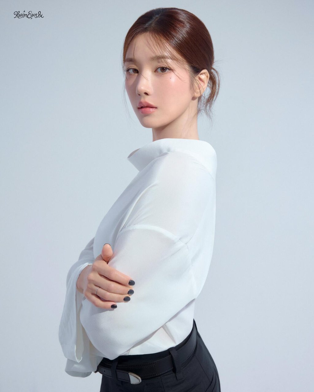 권은비 뉴 프로필사진 9