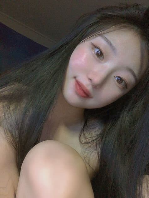[ㅇㅎ] 싱글벙글 남자들 정신 못 차리게 만드는 눈나 4