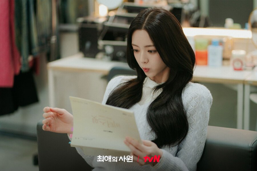 tvN 드라마 채널 올라온 유나 영상 ㄷㄷ 3