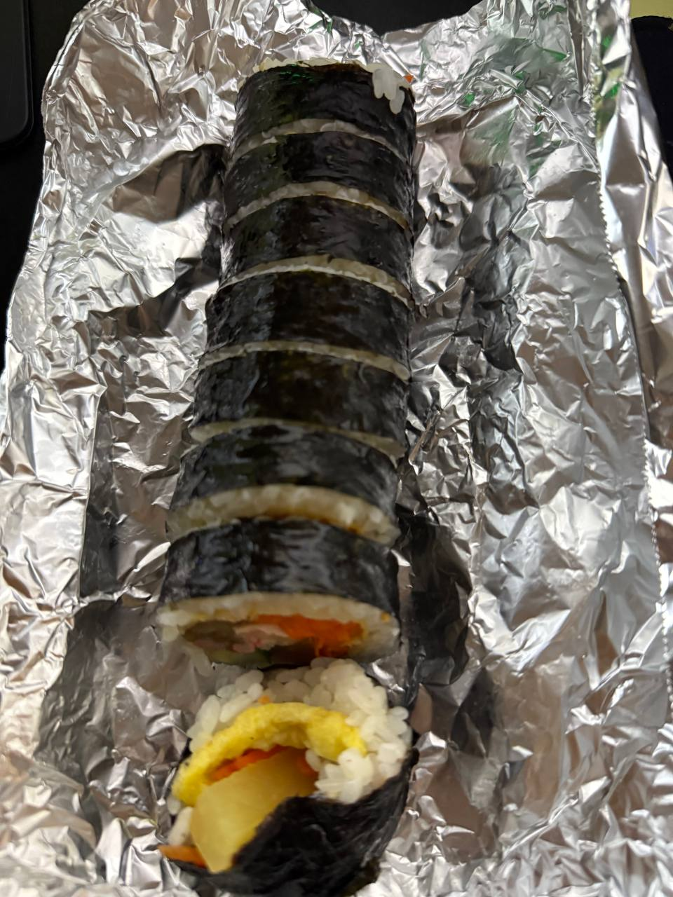 점심은 집앞김밥집에서 김밥먹습니다 ㅎ