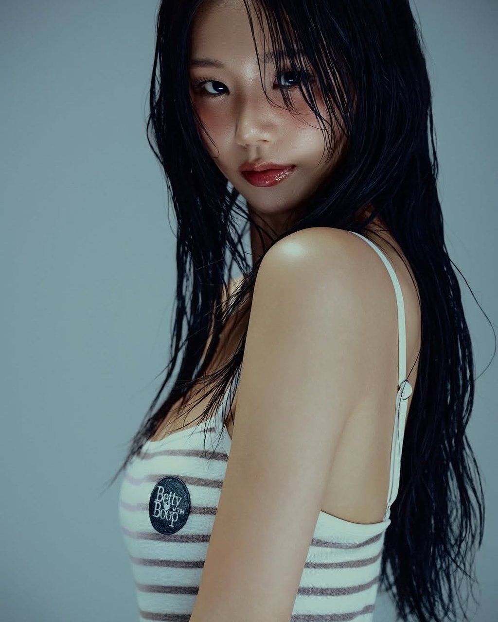 ㅇㅎ)육군 소대장 출신이라는 모델 눈나 5