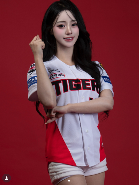 요새 치어리더 안올라오네