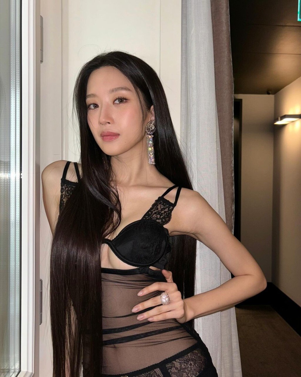 문가영 드레스 ㄷㄷㄷㄷ 2