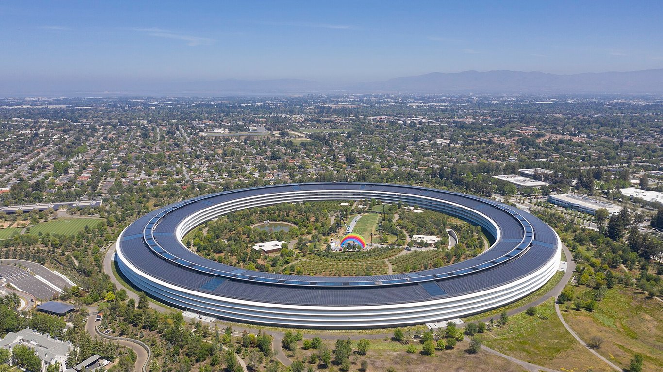 Apple Reference Image not showing? What an iPhone photo can prove