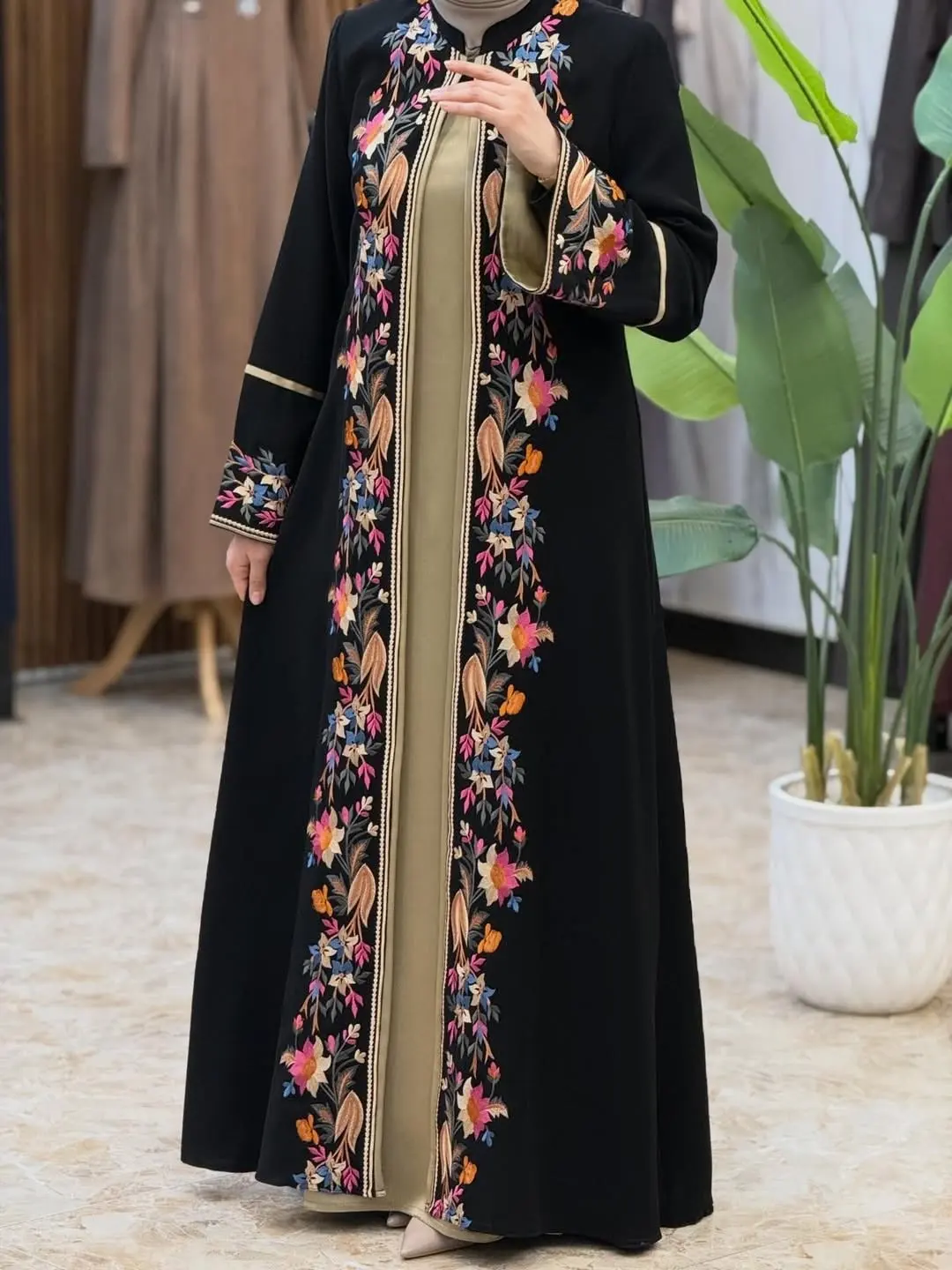 Nokshi 3d Embroidery - Black Brown